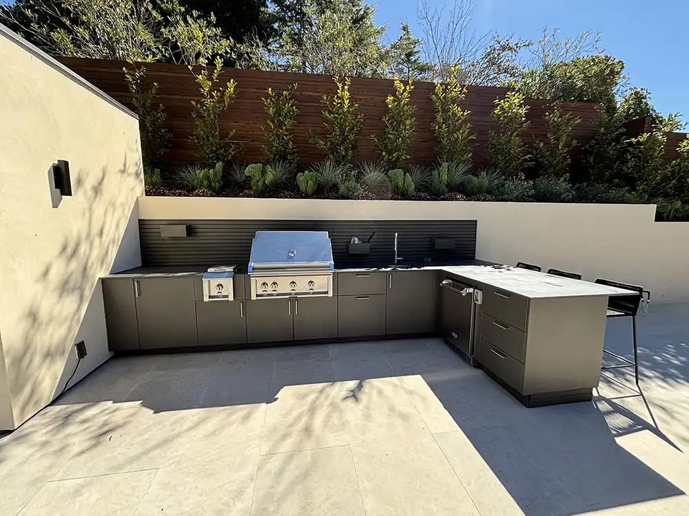 Outdoor kitchen